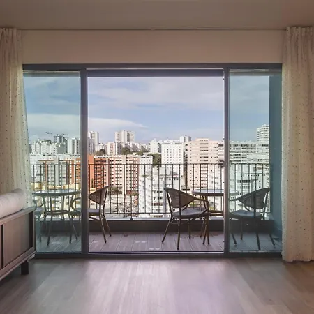 Appartamento Gorgeous With View By Lovelystay Algés