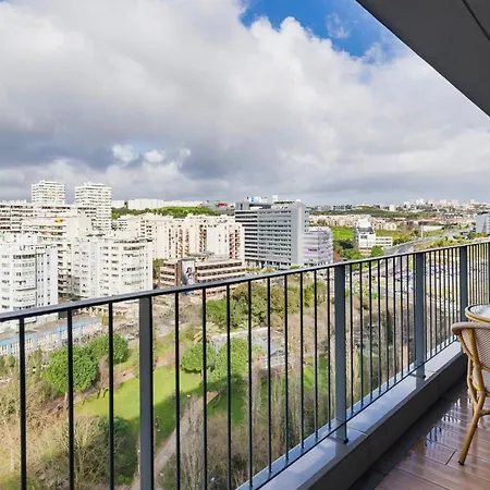 Gorgeous With View By Lovelystay Appartamento