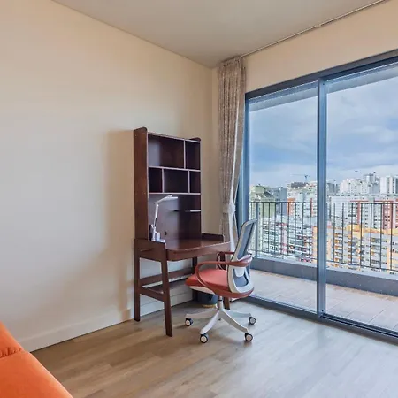 Gorgeous With View By Lovelystay Appartamento