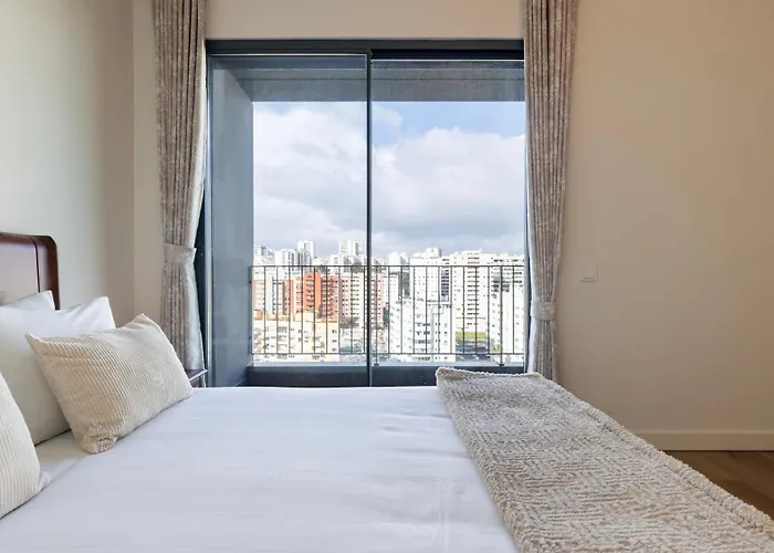 Gorgeous With View By Lovelystay *